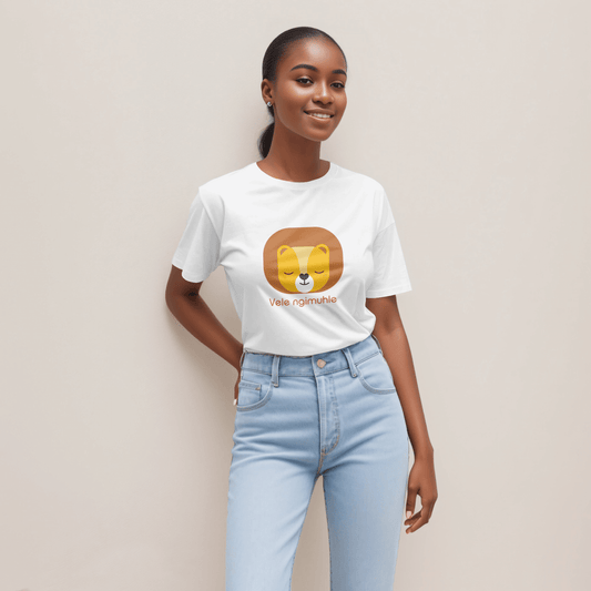 Lion_Vele ngimuhle Ladies (Of course, I am cute/pretty/beautiful) - Fitted T-Shirt
